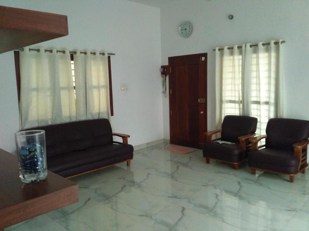 Appartement Yaa Residency Near Vit à Vellore Extérieur photo